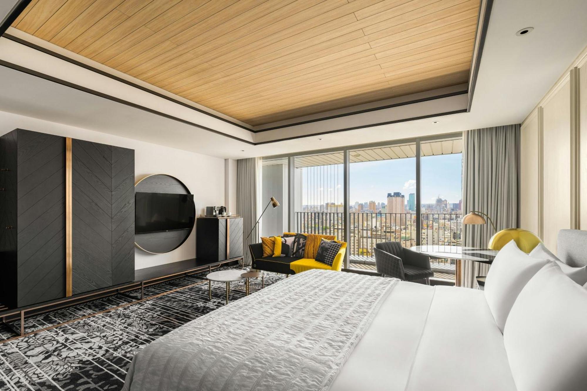 Le Meridien טאיצ'ונג מראה חיצוני תמונה A guest room at the Westin Tokyo